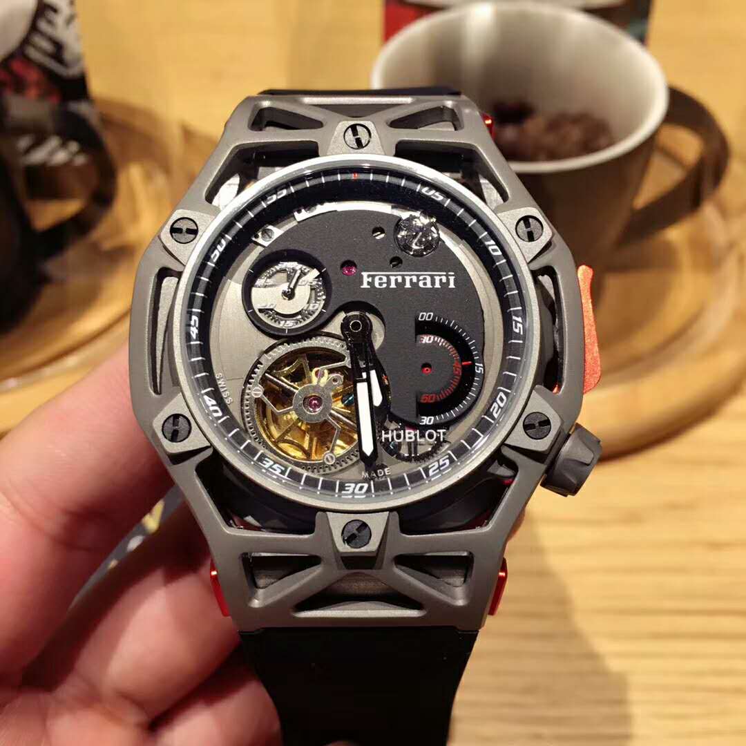 hublot恒宝techframe 法拉利70周年陀飞轮计时腕表